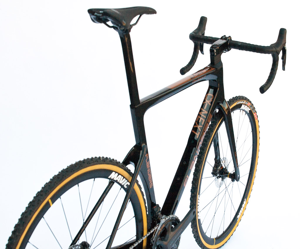 FLANDERS Cyclo-cross CX-Nxt, Shimano 105, Ultegra, Di2, DT, Mavic, Selle Italia, Schwalbe