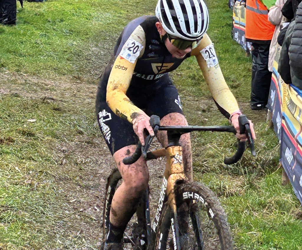 FLANDERS Cyclo-cross CX-Nxt, Shimano 105, Ultegra, Di2, DT, Mavic, Selle Italia, Schwalbe,Adèle Hurteloup